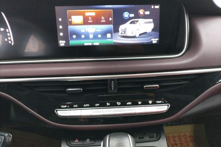 Used GAC Trumpchi M6 2021 PRO 270T Automatic Luxury Edition
