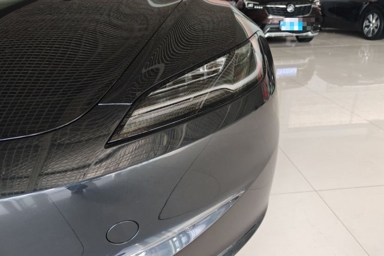 Used Tesla Model 3 2023 Rear-Wheel-Drive Version
