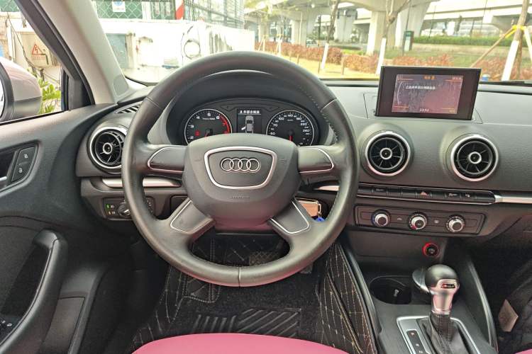 Used Audi A3 2014 Limousine 35 TFSI Automatic Advanced Model
