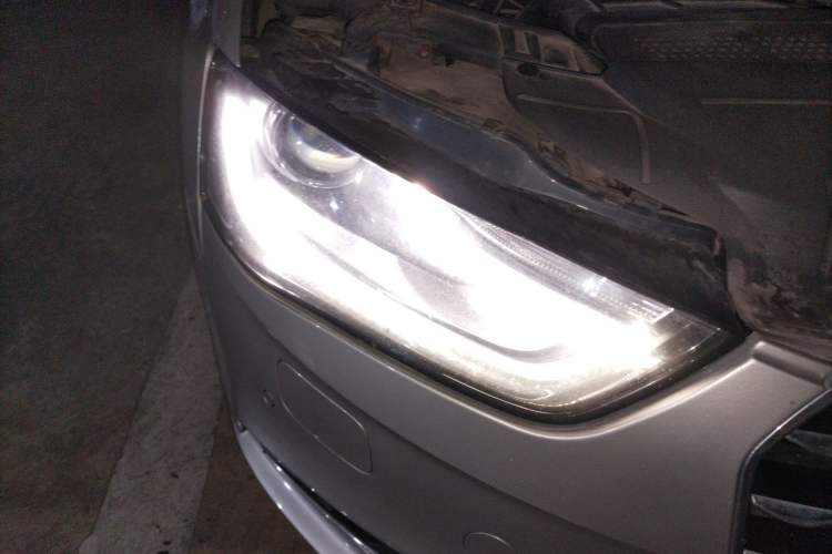 Used Audi A4L 2016 35 TFSI Automatic Comfort Model
