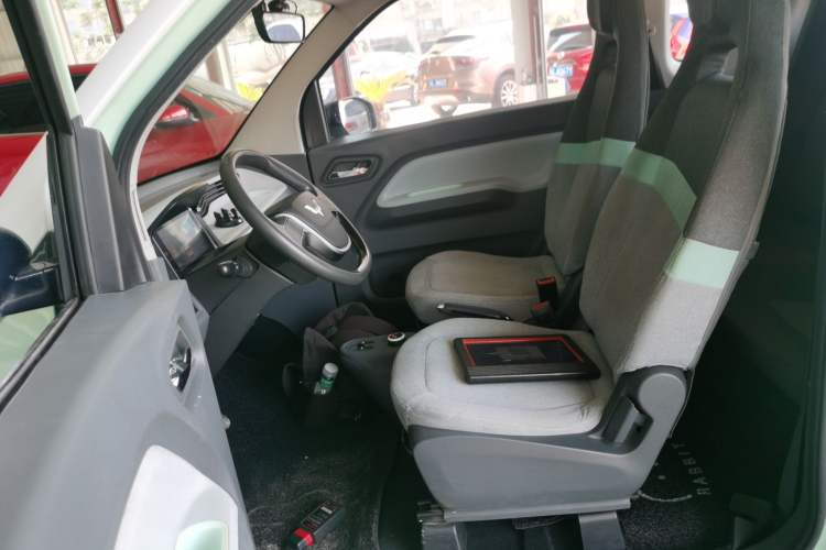 Used Wuling Hongguang MINIEV 2021 Macaron Premium Model – Lithium Iron Phosphate
