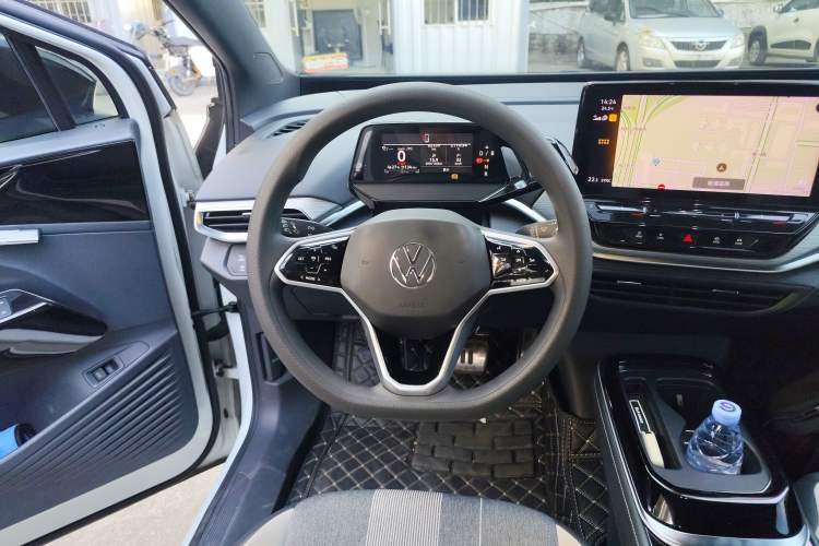 Used Volkswagen ID.4 CROZZ 2021 Long-Range PURE+ Two-Wheel Drive Version
