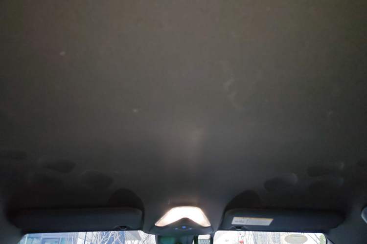 Used Toyota IZOA 2018 2.0L Yichi Edition China V Standard