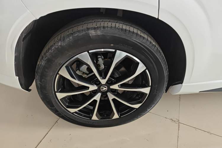 Used Changan UNI-Z New Energy 2024 Blue Whale Smart Electric iDD 125km Beyond Edition
