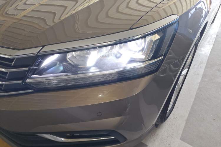 Used Volkswagen Passat 2017 280TSI DSG Luxury Edition
