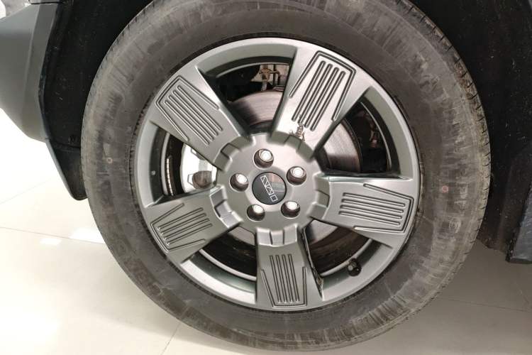 Used  03 2024 401km Range Two-Wheel Drive Standard Yuechao Version
