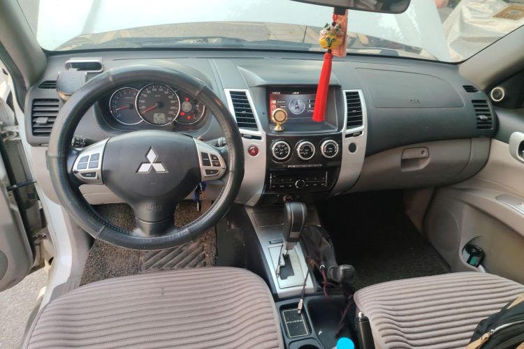 Used Mitsubishi Pajero Sport 2013 3.0L Automatic 4x4 Executive Edition
