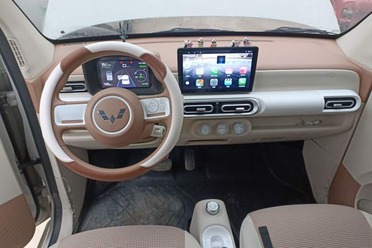 Used Wuling Hongguang MINIEV 2024 3rd Generation 215km Youth Edition
