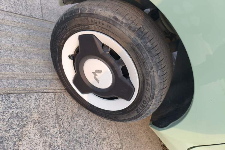 Used Wuling Hongguang MINIEV 2022 Macaron Premium Model – Lithium Iron Phosphate
