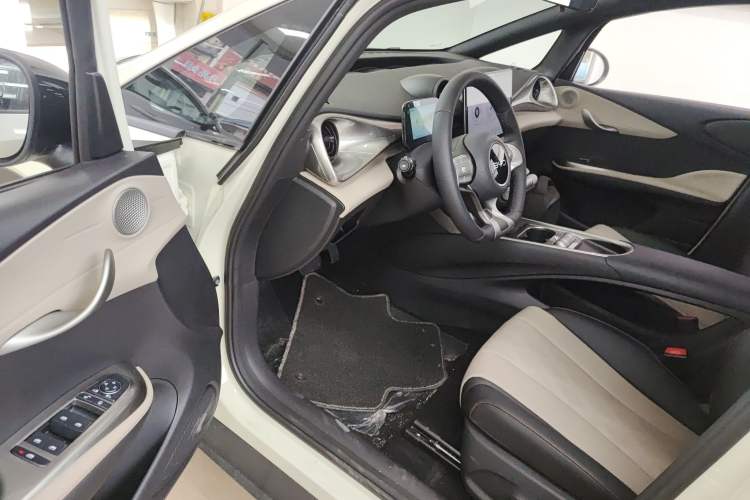 Used BYD Dolphin 2025 420km Free Edition
