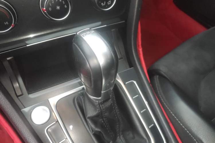 Used Volkswagen Golf 2018 230TSI Automatic Luxury Version