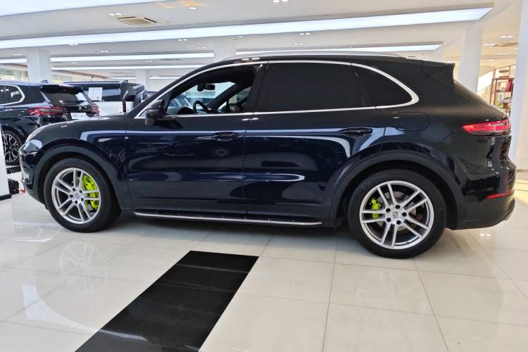 Used Porsche Cayenne 2021 Cayenne E-Hybrid 2.0T