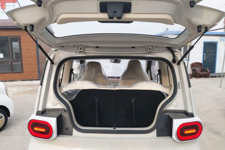 Used Wuling Hongguang MINIEV 2024 3rd Generation 215km Youth Edition
