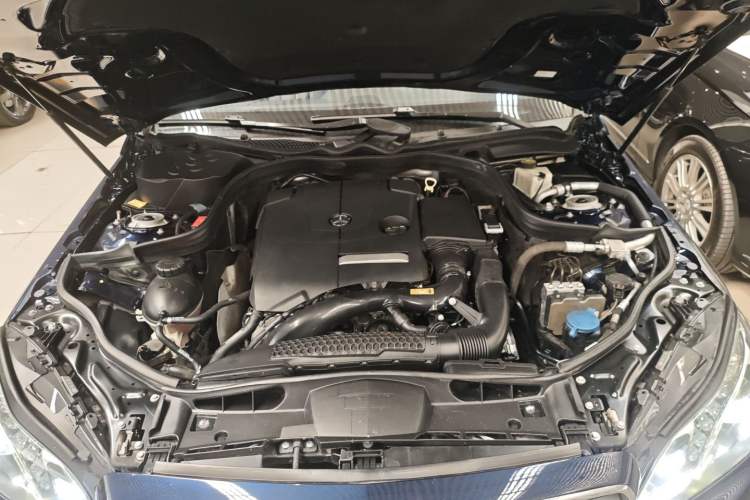 Used Mercedes-Benz E-Class 2015 E 260 L Sport Luxury Model
