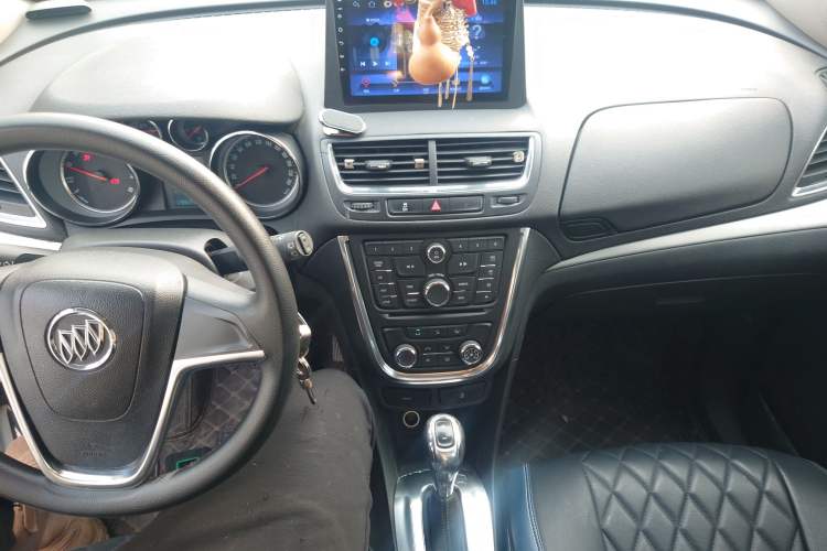 Used Buick Encore 2015 1.4T Automatic Two-Wheel Drive Urban Elite Version