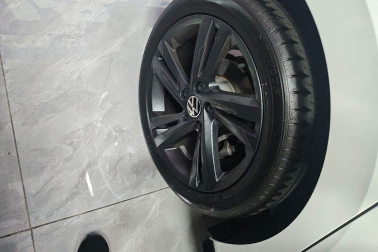 Used Volkswagen Golf 2023 Facelift 280TSI DSG R-Line Lite