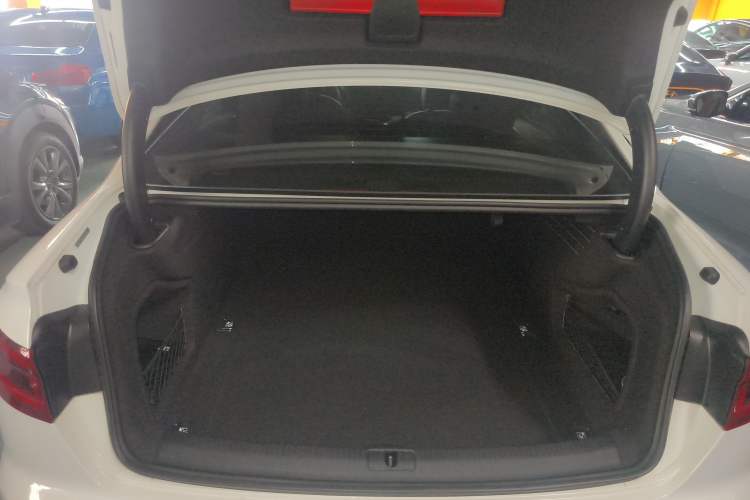 Used Audi A4L 2018 30th Anniversary Edition 40 TFSI Fashion Model