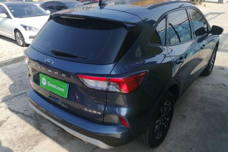 Used Ford Escape 2024 EcoBoost 245 Two-Wheel-Drive Comfort Edition
