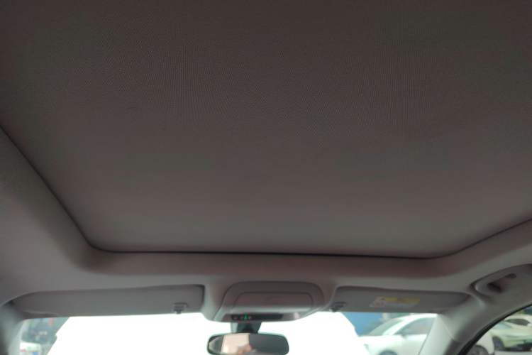 Used Chevrolet Equinox 2019 535T Automatic YuJie Edition China VI
