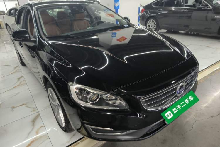 Used Volvo S60 2017 S60L T4 Smart Range Edition
