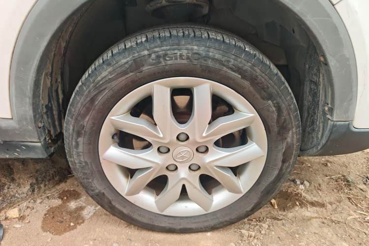 Used JAC Refine S3 2015 1.5L Manual Luxury Smart Deluxe Edition
