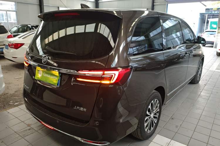 Used Buick GL8 2021 Land Cruiser Executive 652T Premium Model
