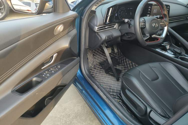 Used Hyundai Elantra 2021 1.5L CVT GLX Elite Edition
