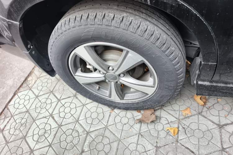 Used Haval H6 2016 Upgraded Model 1.5T Automatic Two-Wheel Drive Elite Version
