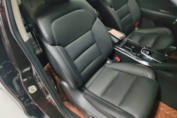 Used Renault Koleos 2017 2.5L Four-Wheel Drive Ultimate Edition
