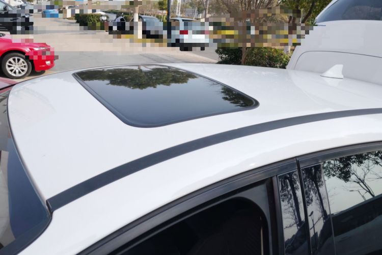 Used Ford Focus 2018 Hatchback Classic 1.6L Automatic Trendy SmartDrive Edition
