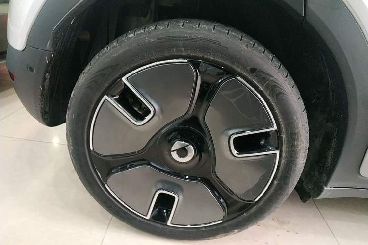 Used  #1 2024 Premium Edition