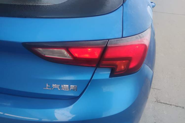 Used Buick Verano 2016 Hatchback GS 20T Dual-Clutch Passionate Sporty Model
