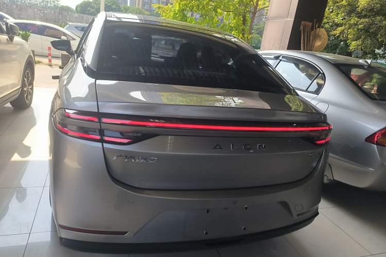 Used AION S Plus 2023 70 Intelligent Edition Lithium Iron Phosphate
