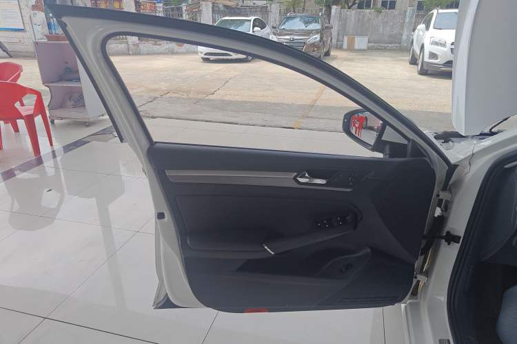 Used Volkswagen Lamando 2021 Revised Version 280TSI DSG Comfort Edition
