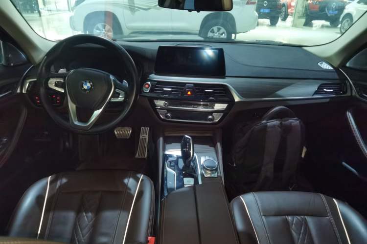 Used BMW 5 Series 2019 530Li Leading Model Luxury Package
