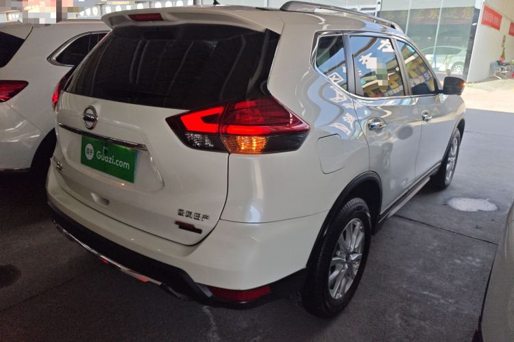 Used Nissan X-Trail 2022 2.0L Two-Wheel Drive Smart Connect & Comfort Edition
