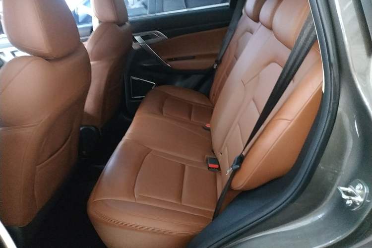 Used Geely Auto Emgrand X7 Sport 2021 1.8TD DCT Two-Wheel Drive Asian Games Edition
