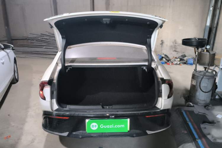 Used Wuling E5 2024 410 km Standard Version
