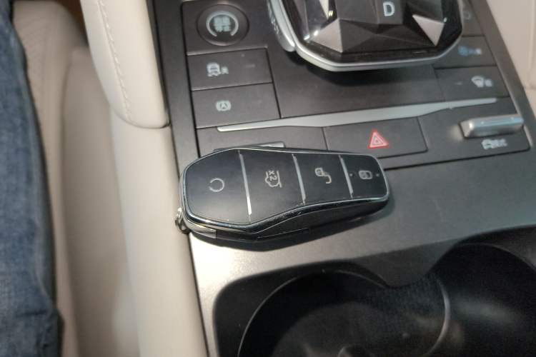 Used BYD Yuan UP 2024 401 km Active Version