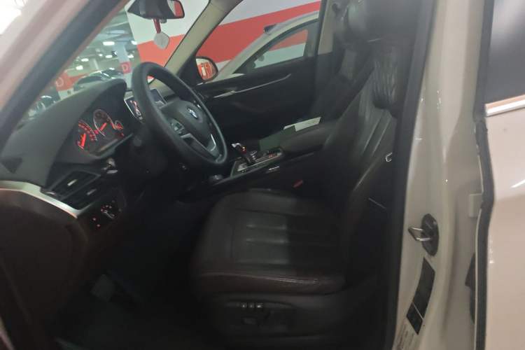 Used BMW X5 (Import) 2014 xDrive35i Leading Model
