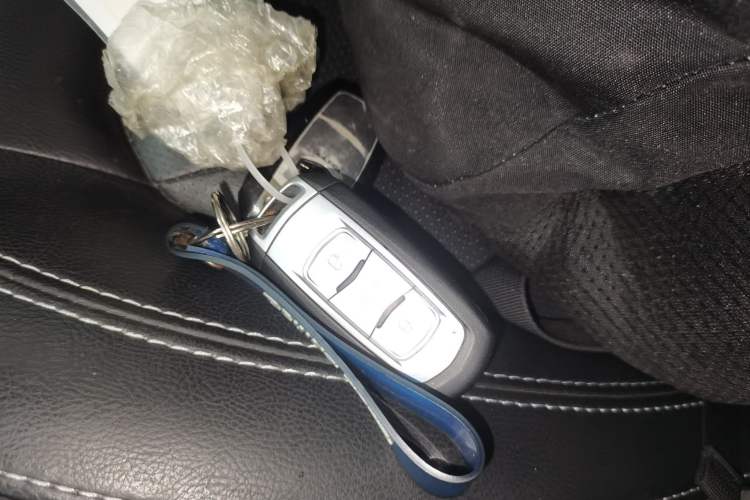 Used Geely Auto Emgrand 2015 Sedan 1.3T Manual Upward Edition
