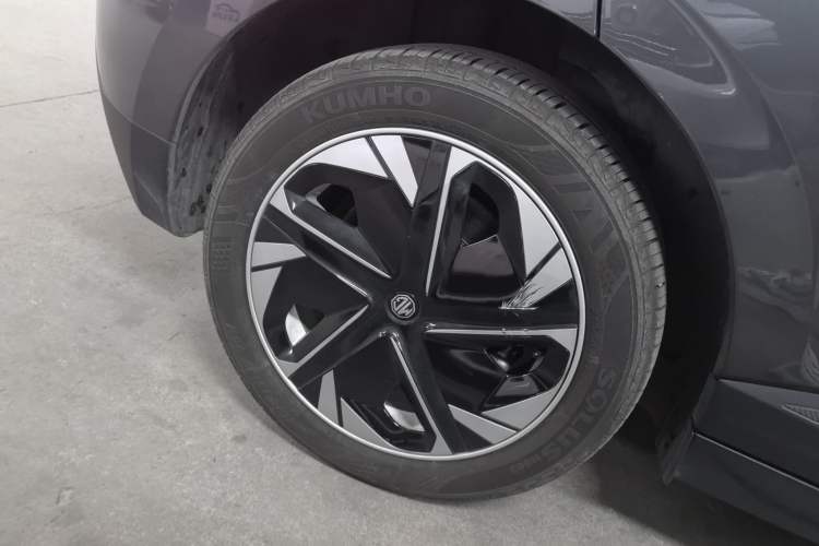 Used MG 4 EV 2023 415 km Range Sea-Faring Champion Edition
