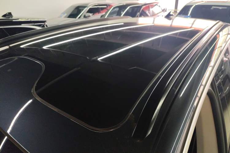 Used Leapmotor C11 2024 Range-Extended 300 Luxury Edition
