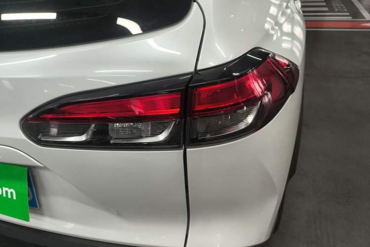 Used Toyota FRONTLANDER 2022 2.0L CVT Luxury PLUS Edition
