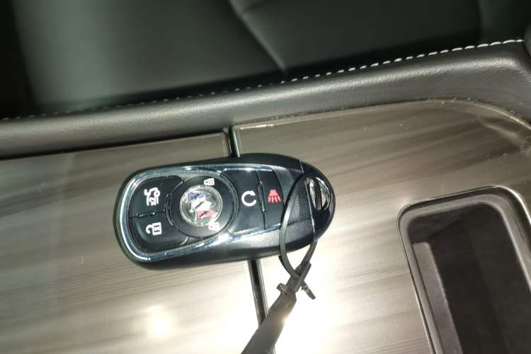 Used Buick LaCrosse 2021 552T Luxury Version
