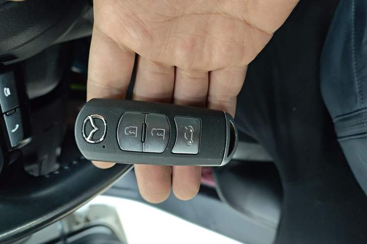 Used Mazda Atenza 2020 2.0L Blue Sky Luxury Edition