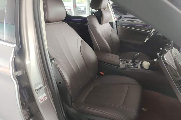 Used BMW 5 Series 2019 Facelifted 525Li Luxury Package