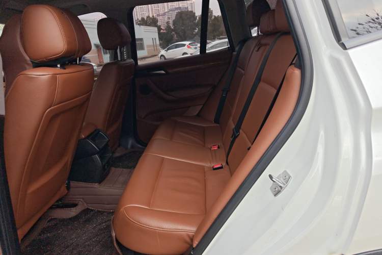 Used BMW X3 2016 sDrive20i
