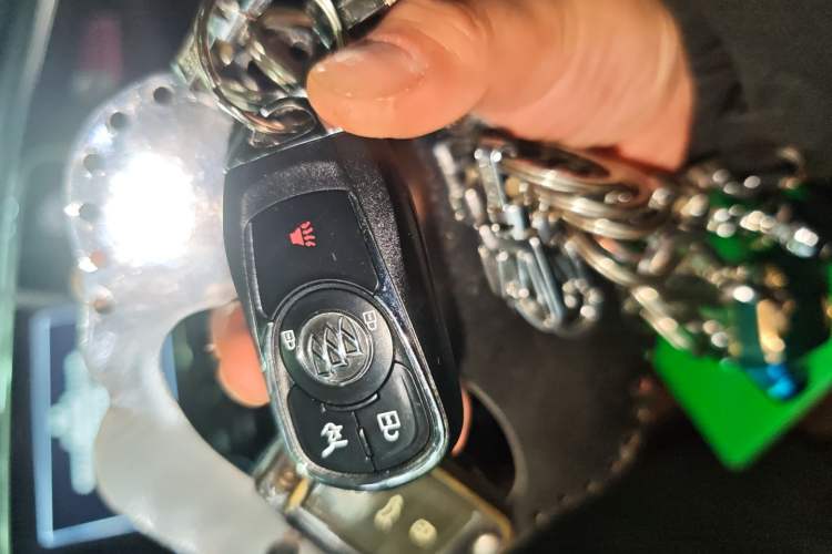 Used Buick Envision 2018 28T Four-Wheel Drive Luxury Model