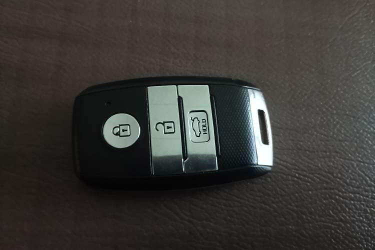 Used Kia K3 2015 1.6L Automatic GLS
